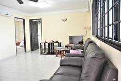 Blk 230 Tampines Street 24 (Tampines), HDB 4 Rooms #185160952